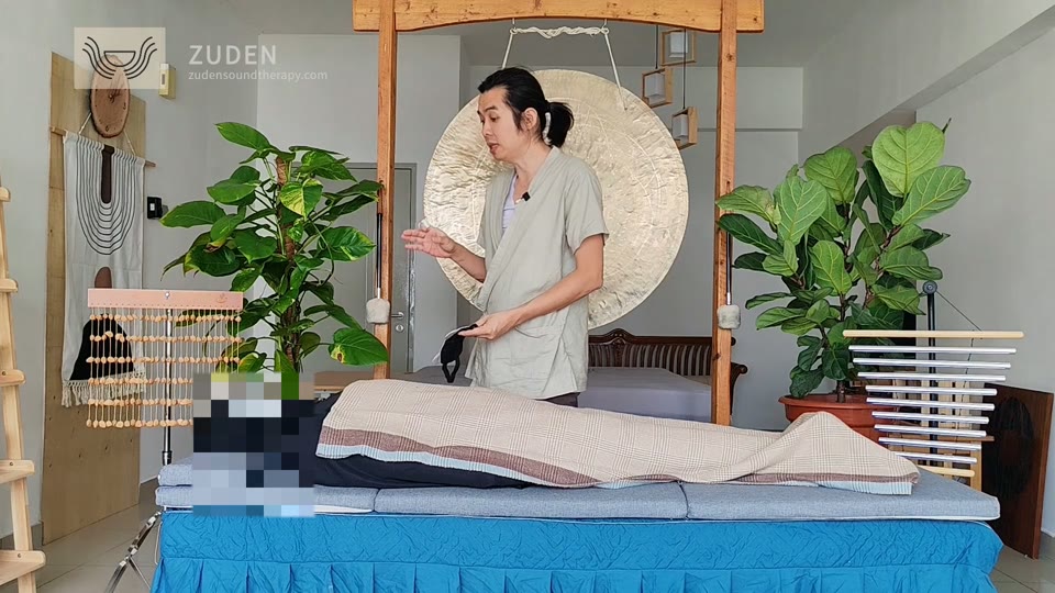 ZUDEN 课程中的疗愈前沟通与边界说明示范